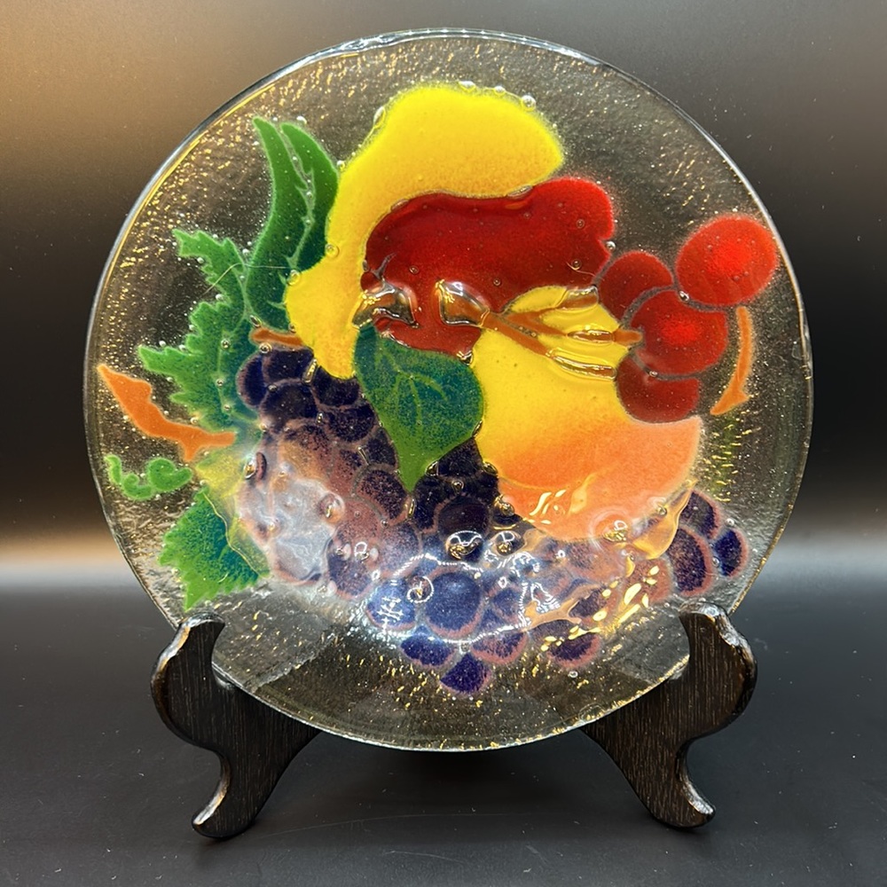Peggy Karr FRUIT 8.5" Round Bowl Grapes Cherries Peach Apple Pear Fused Glass